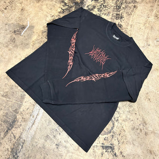 WELCOME CASTE LAYERED L/S KNIT (BLACK/RED)
