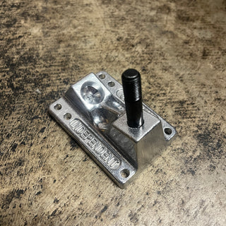 INDEPENDENT 6 HOLE BASEPLATE AND KINGPIN