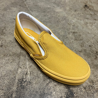 VANS YOUTH SLIP ON (OCHRE)